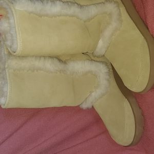 Women's UGG Sundance Waterproof Boots NEW